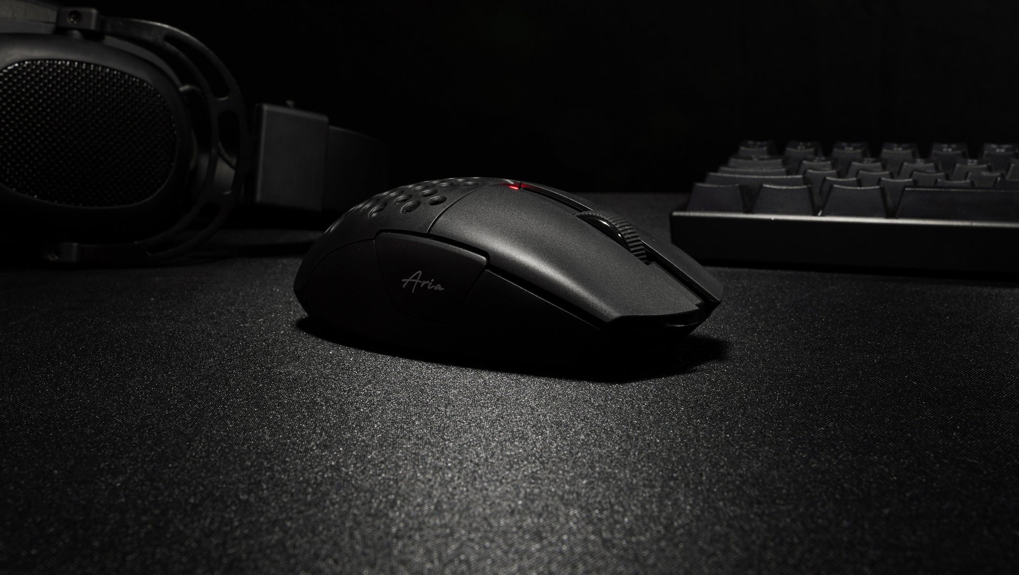 What is polling rate and how does it affect my mouse's performance?